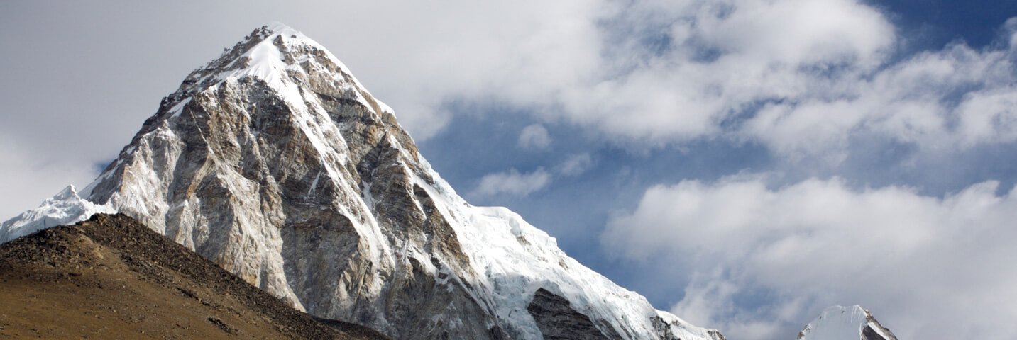 Pumori-peak
